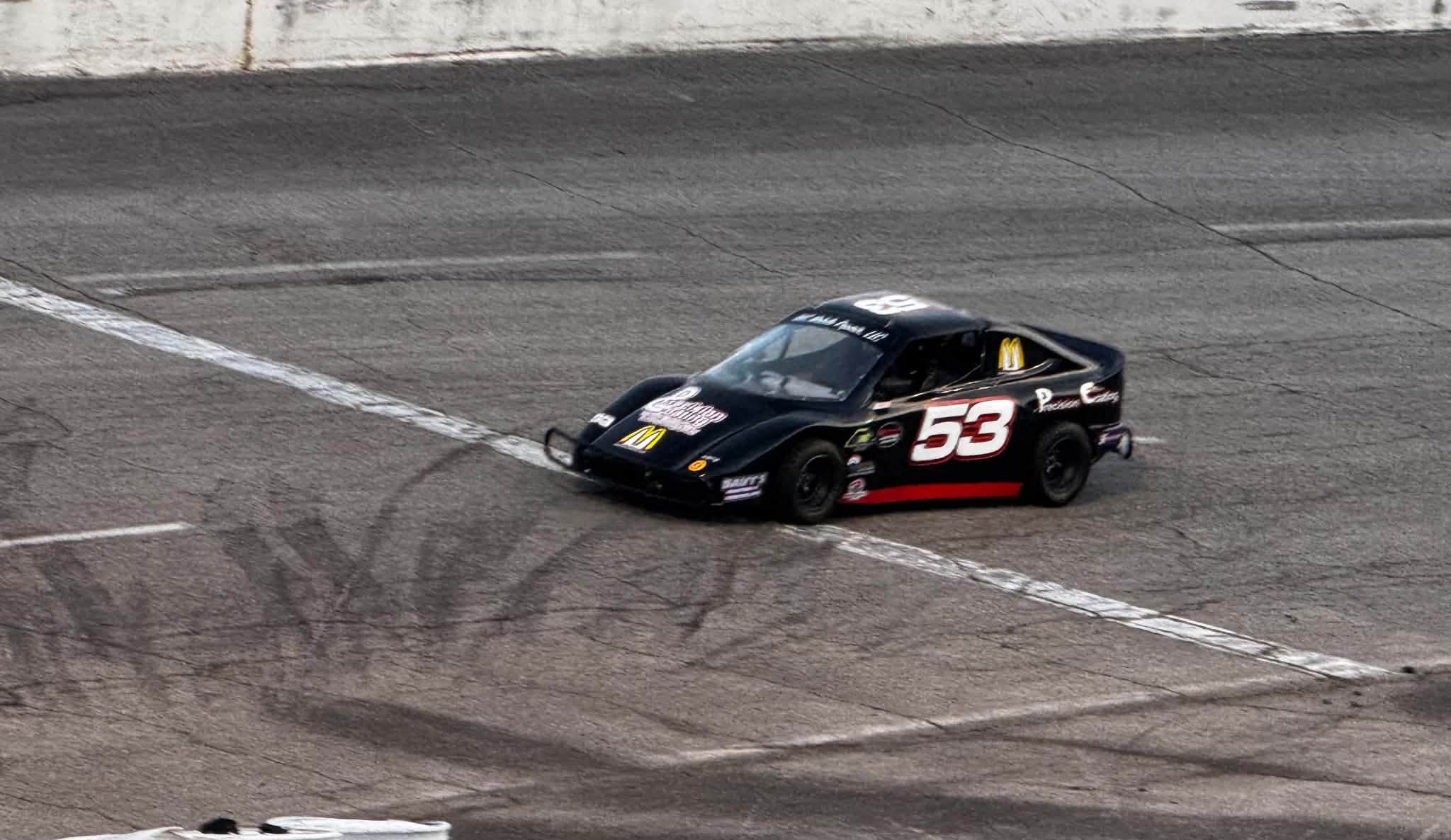 Track Photo 50