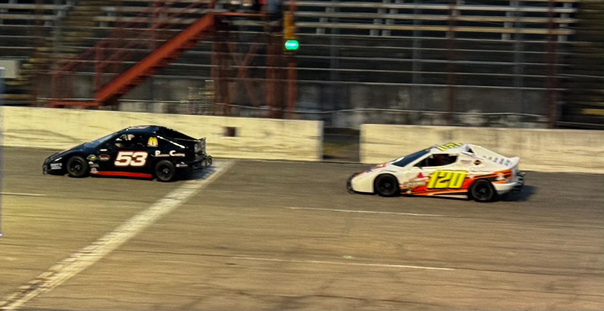 Track Photo 75