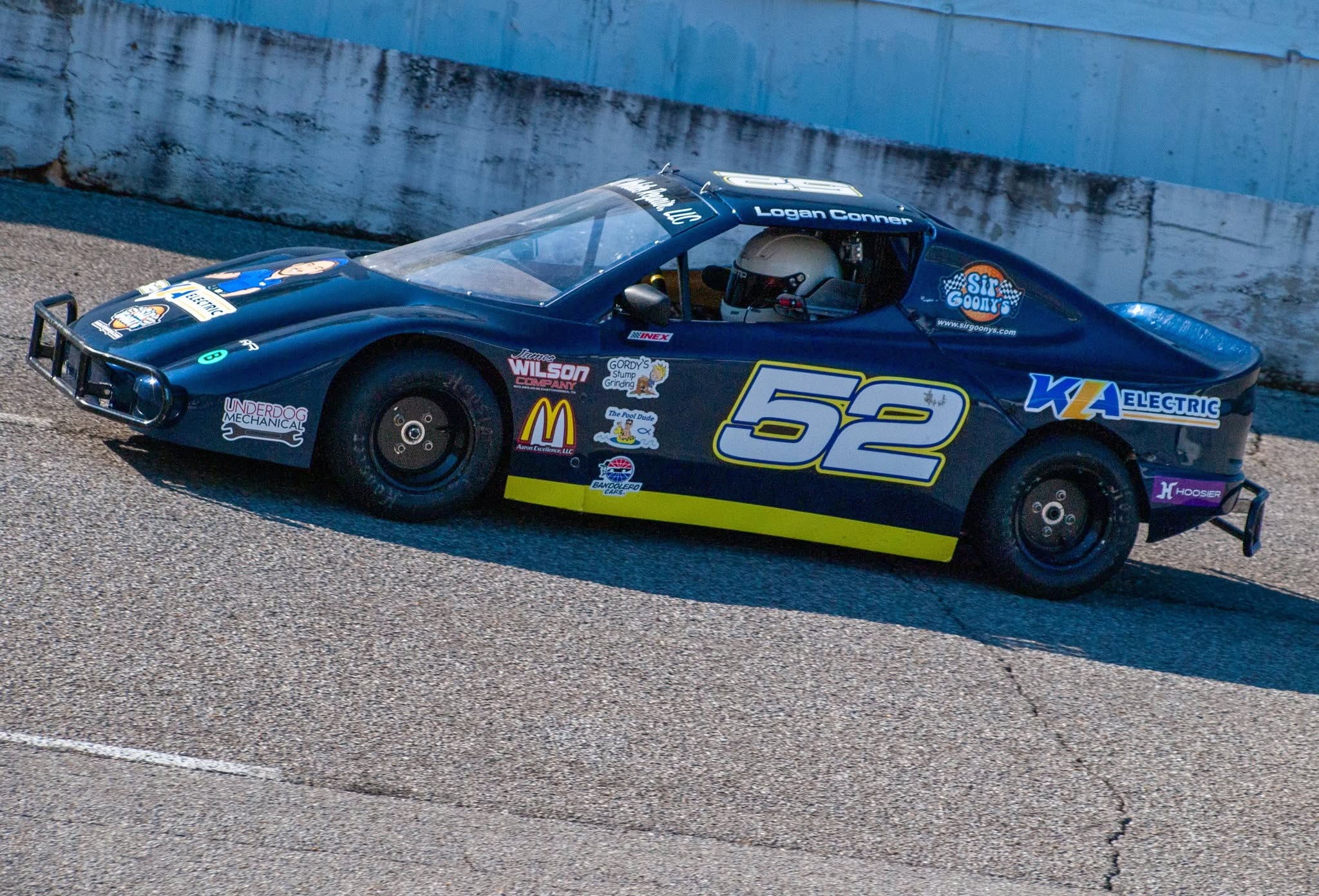 Track Photo 83